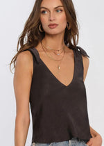 Heartloom Karina Top - Black-Hand In Pocket