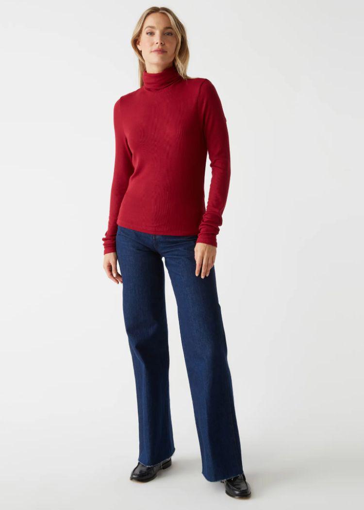 Michael Stars Tara Crop Turtleneck- Lava-Hand In Pocket